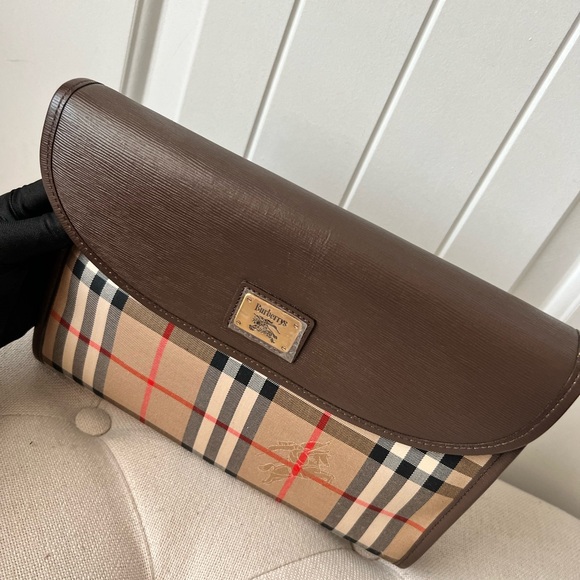 ✨VINTAGE BURBERRY - Picture 3 of 11